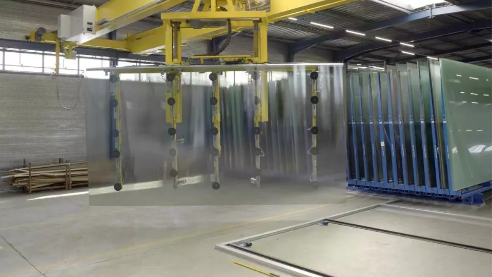 Découpe vitrage Saint-Gobain Vitrage Bâtiment de Coutras  