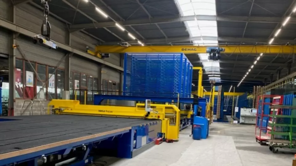 Découpe vitrage Saint-Gobain Vitrage Bâtiment de Coutras  