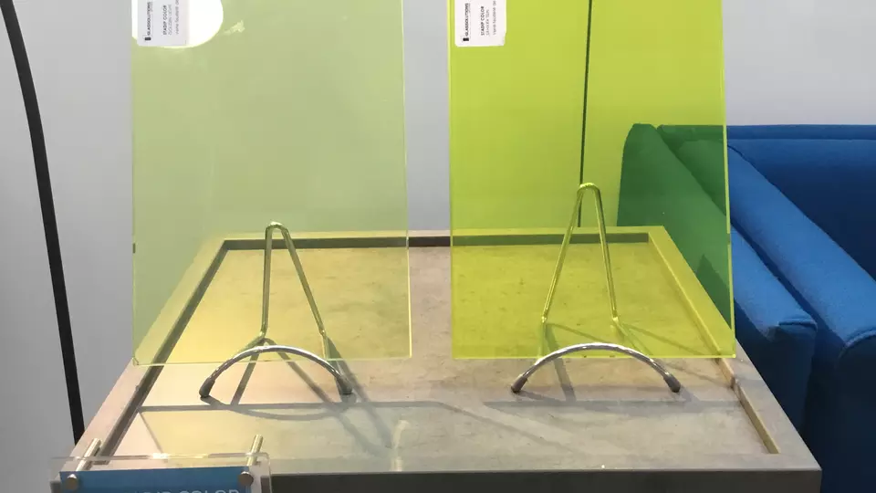 Verre feuilleté Stadip color jaune